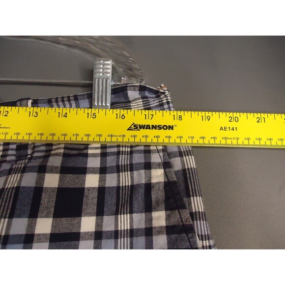 Sonoma Multicolored Blue Plaid Chino With Pockets 10” Inseam Shorts Men’s 36 - Picture 4 of 7